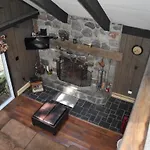 4 Bdr Lake Harmony Mountaintop Chalet With Covered Deck